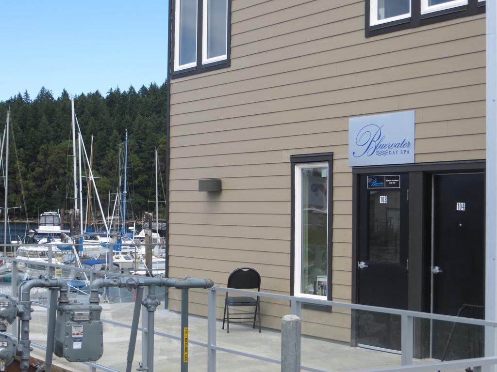 The Marinaside Resort 纳奈莫 外观 照片